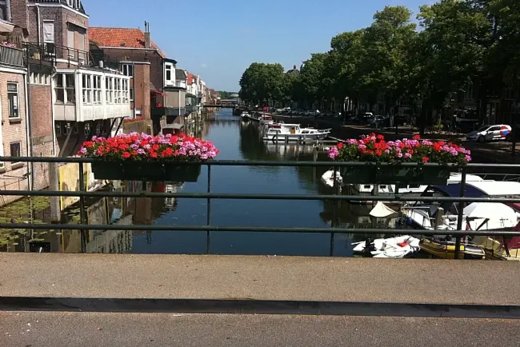 Rivier de Linge bij hotel Goud en Zilver